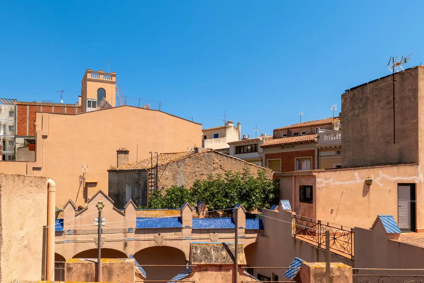 Vista exterior de Pis en venda en Sant Feliu de Guíxols amb Aire condicionat, Calefacció i Terrassa