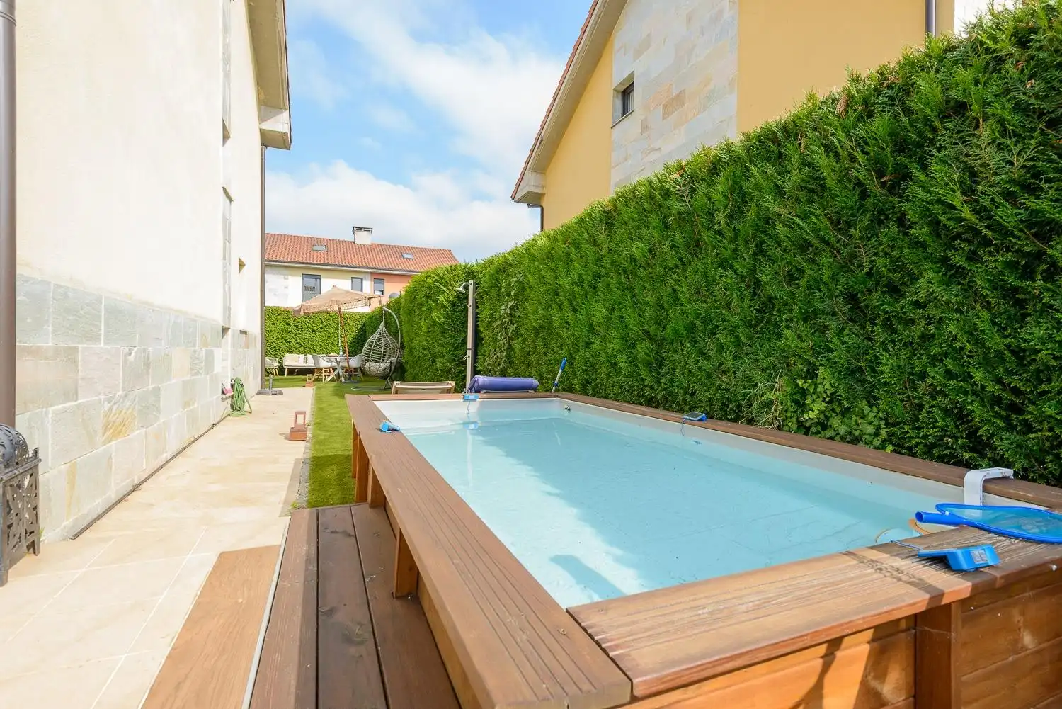 Piscina de Casa adosada en venda en Siero amb Calefacció, Jardí privat i Traster