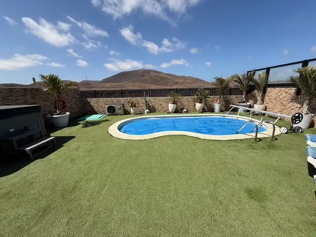 Adossat amb piscina en venda a Corralejo, imagen 132