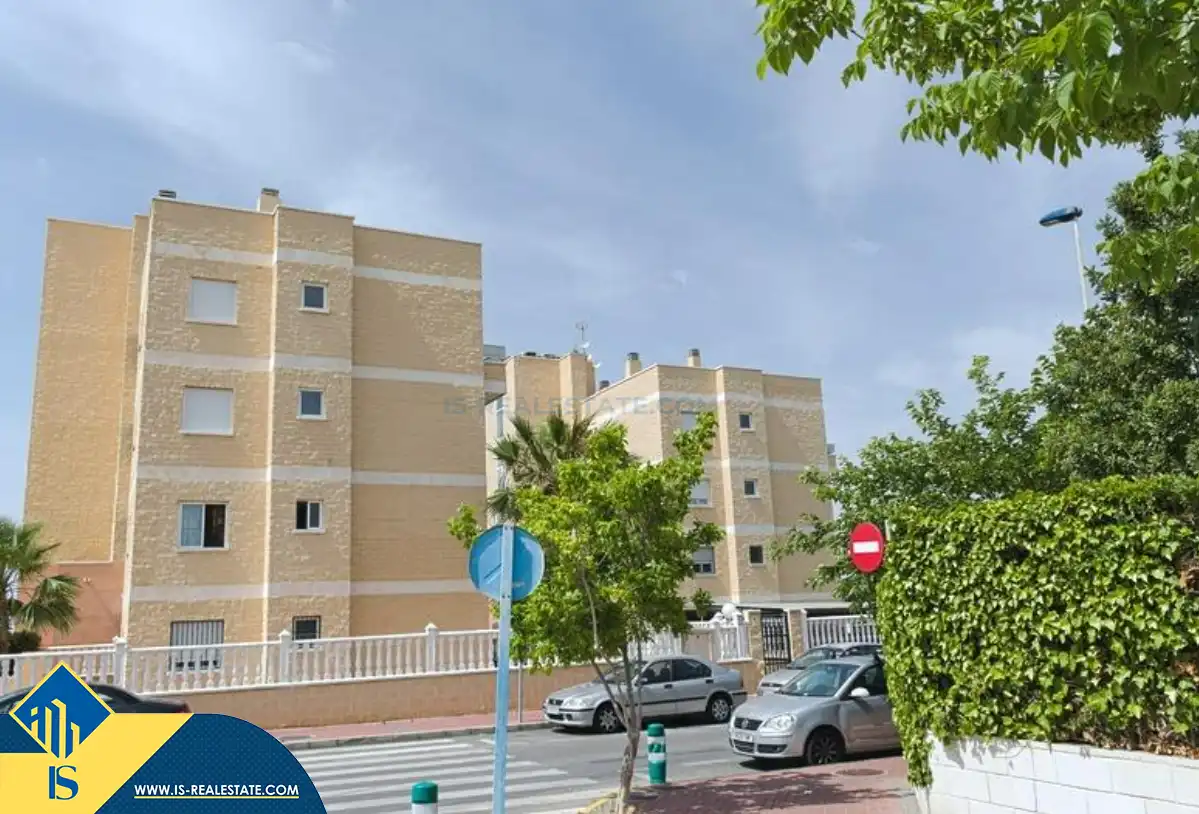Vista exterior de Apartamento en venta en Torrevieja con Aire acondicionado, Calefacción y Terraza