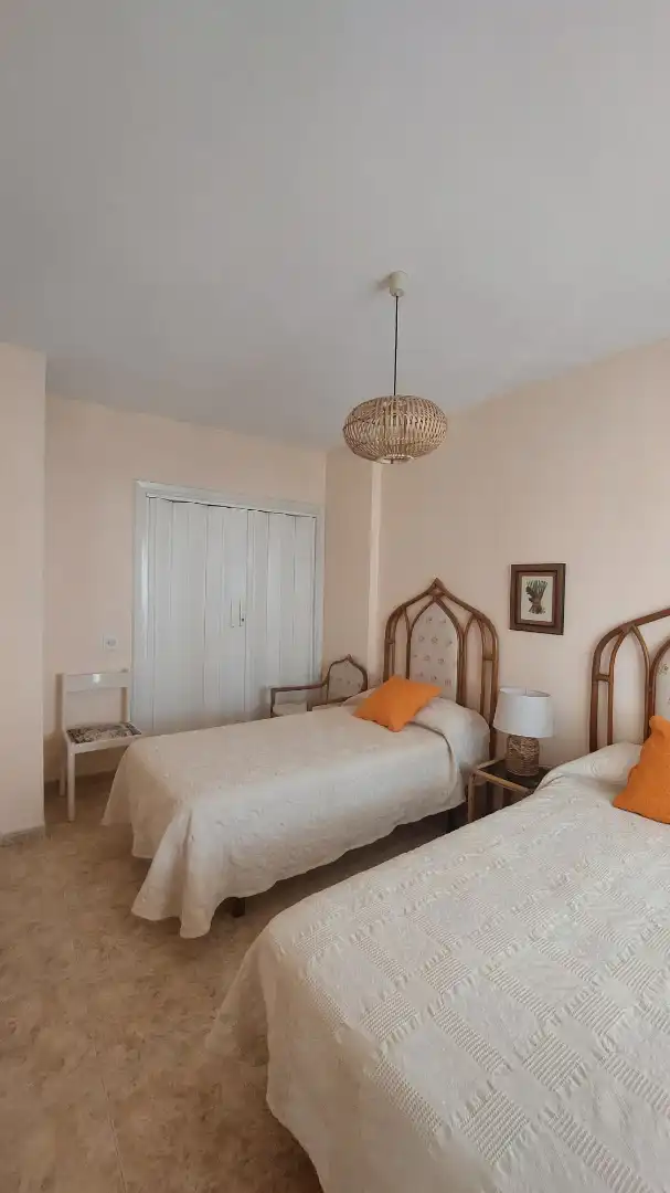 Habitación de Apartamento en venta en La Manga del Mar Menor con Aire acondicionado, Calefacción y Terraza