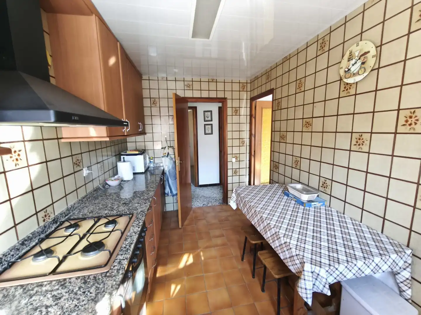 Cuina de Casa o xalet en venda en Lliçà d'Amunt amb Calefacció, Jardí privat i Terrassa