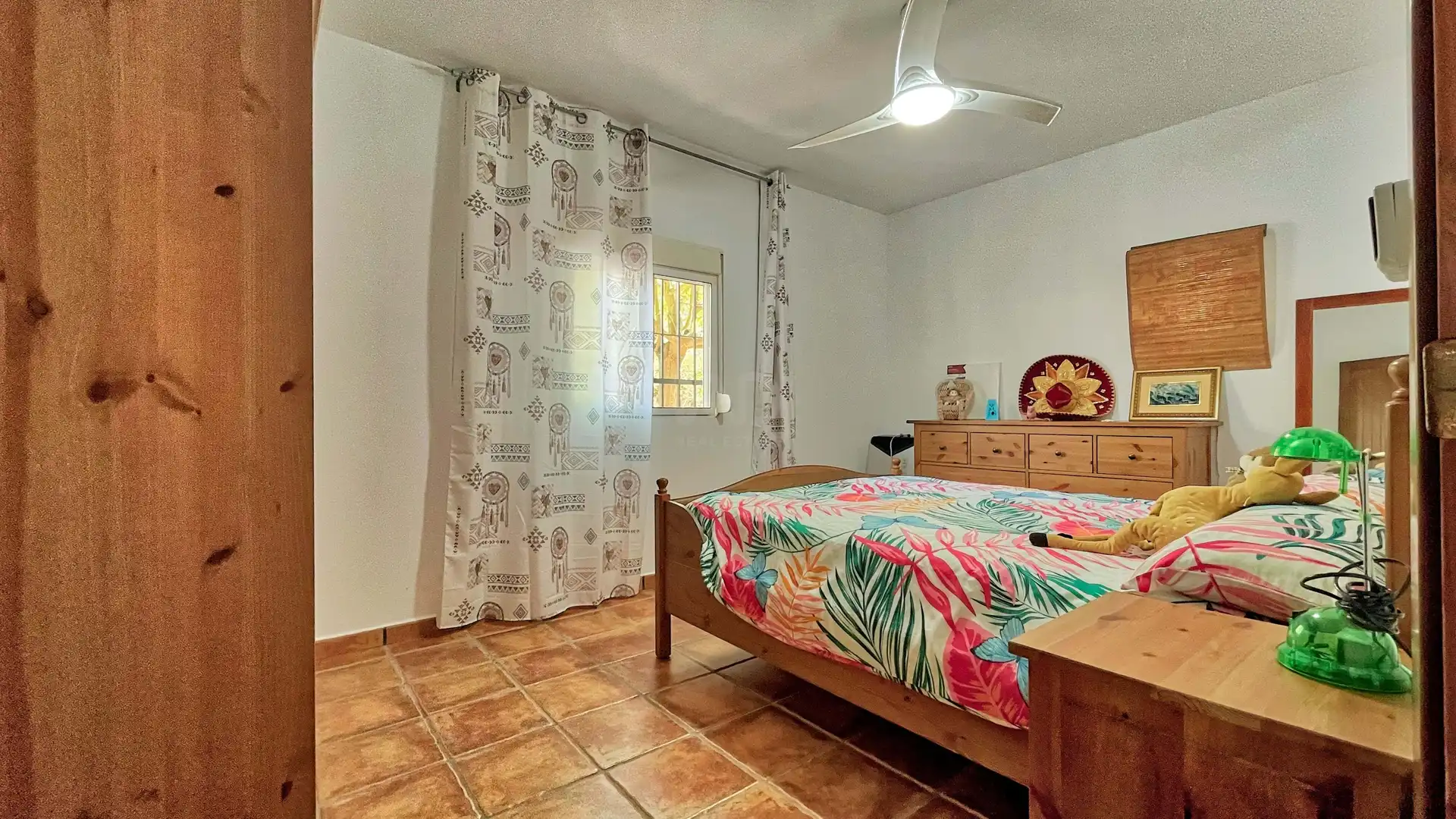 Dormitori de Casa o xalet en venda en La Vall de Gallinera amb Calefacció i Terrassa