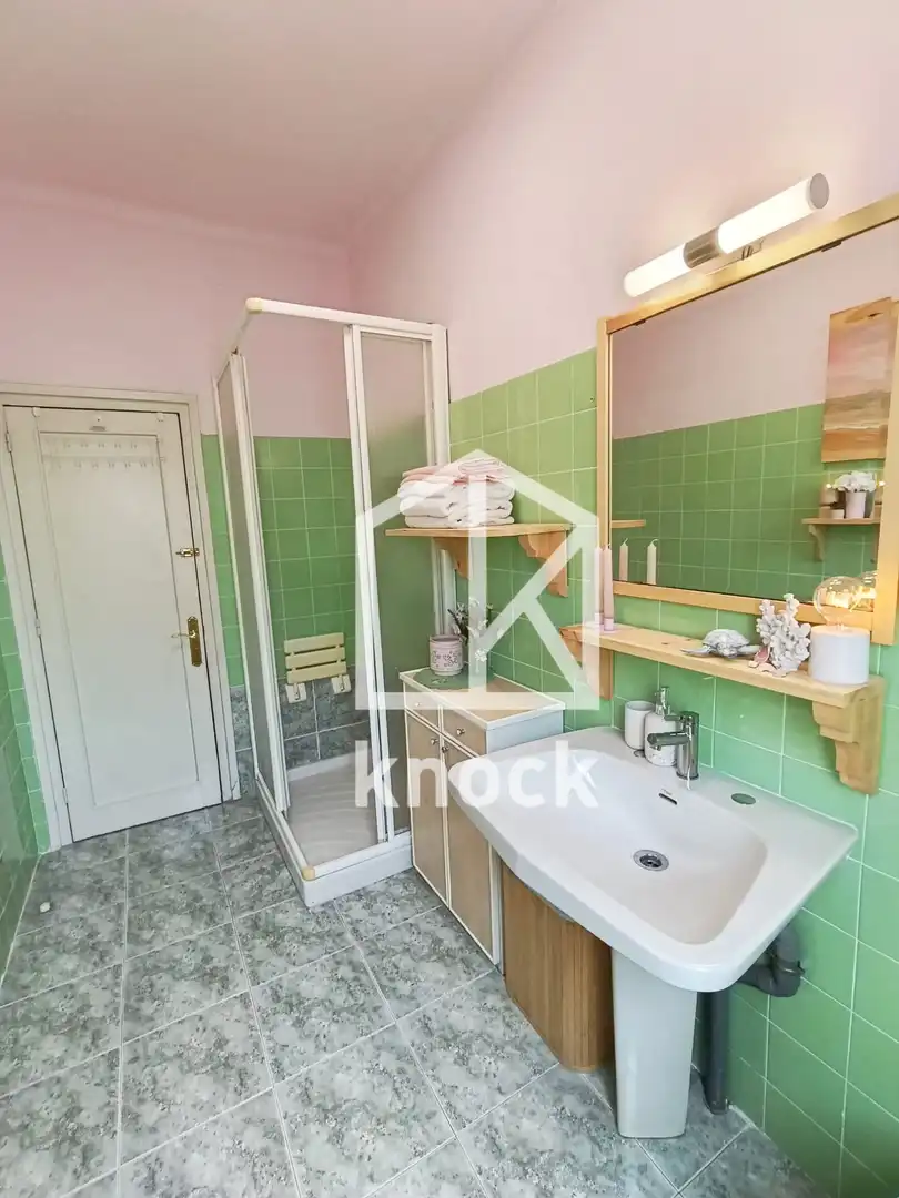Baño de Piso en venta en Langreo con Calefacción, Trastero y Amueblado
