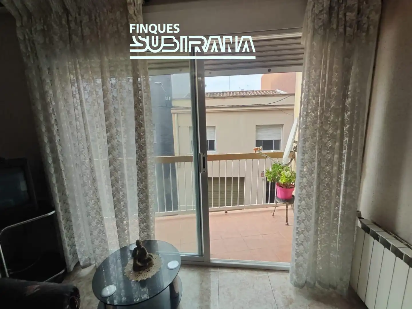 Vista exterior de Piso en venta en Igualada con Calefacción y Balcón
