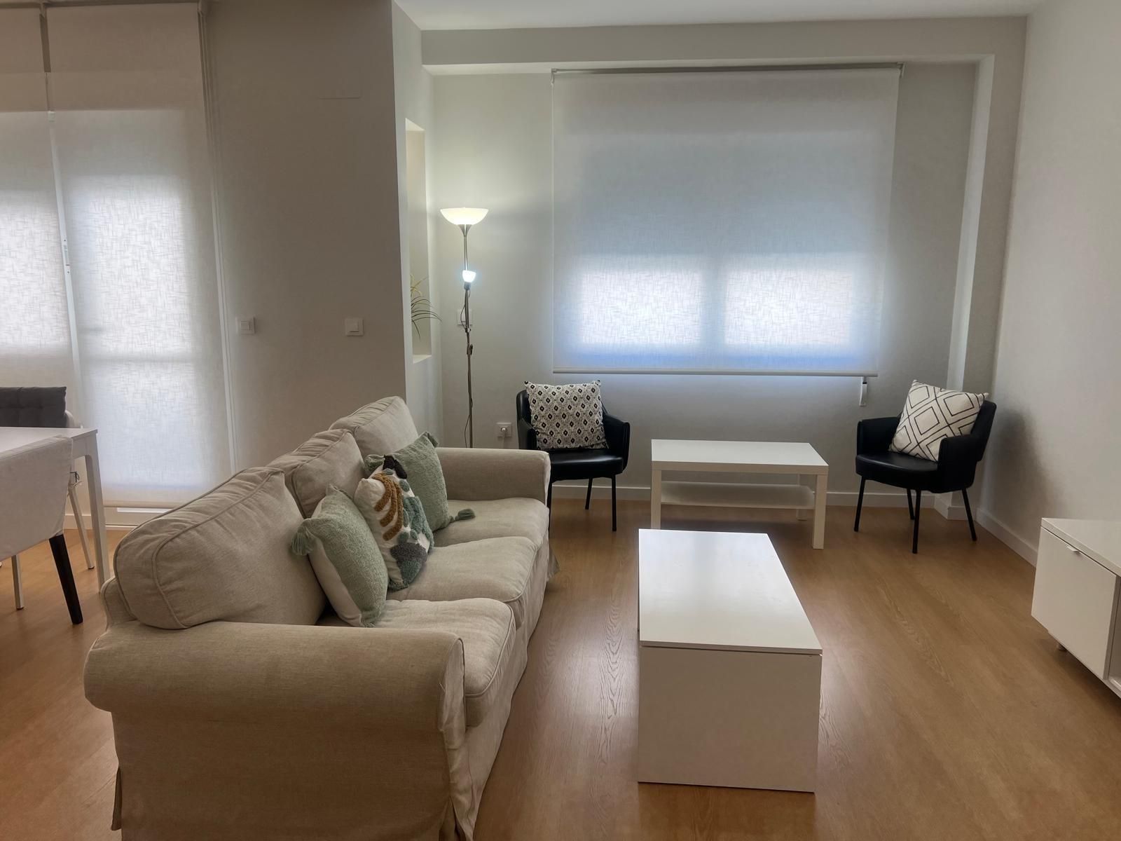 Sala d'estar de Pis de lloguer en Cartagena amb Aire condicionat, Calefacció i Balcó