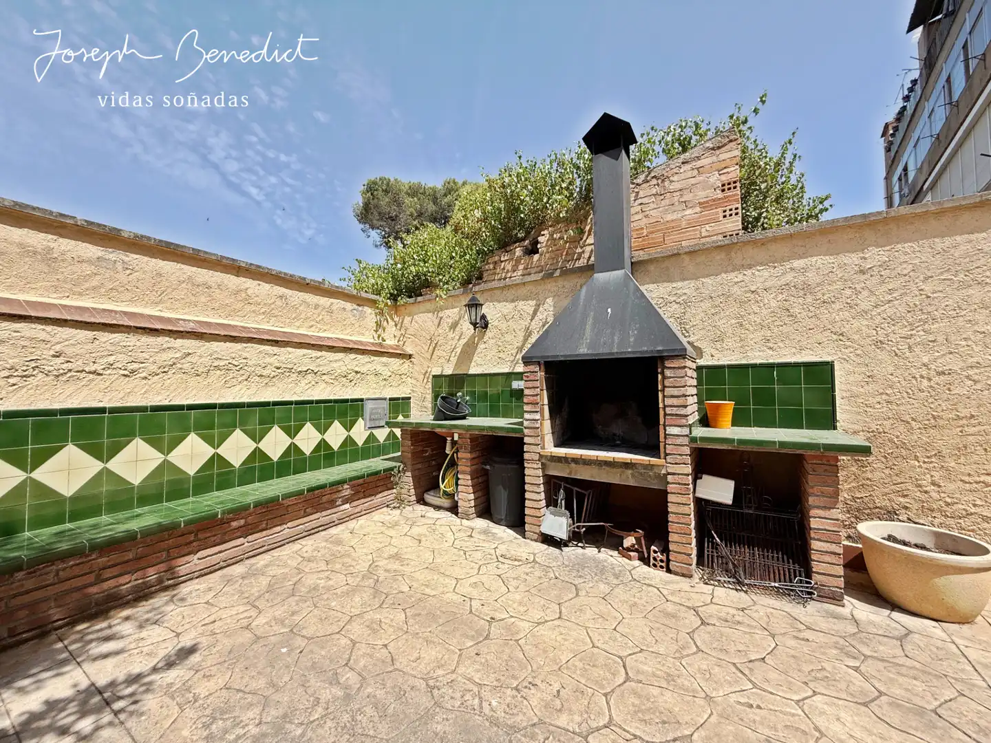 Jardí de Casa o xalet en venda en Sant Quintí de Mediona amb Aire condicionat, Calefacció i Jardí privat