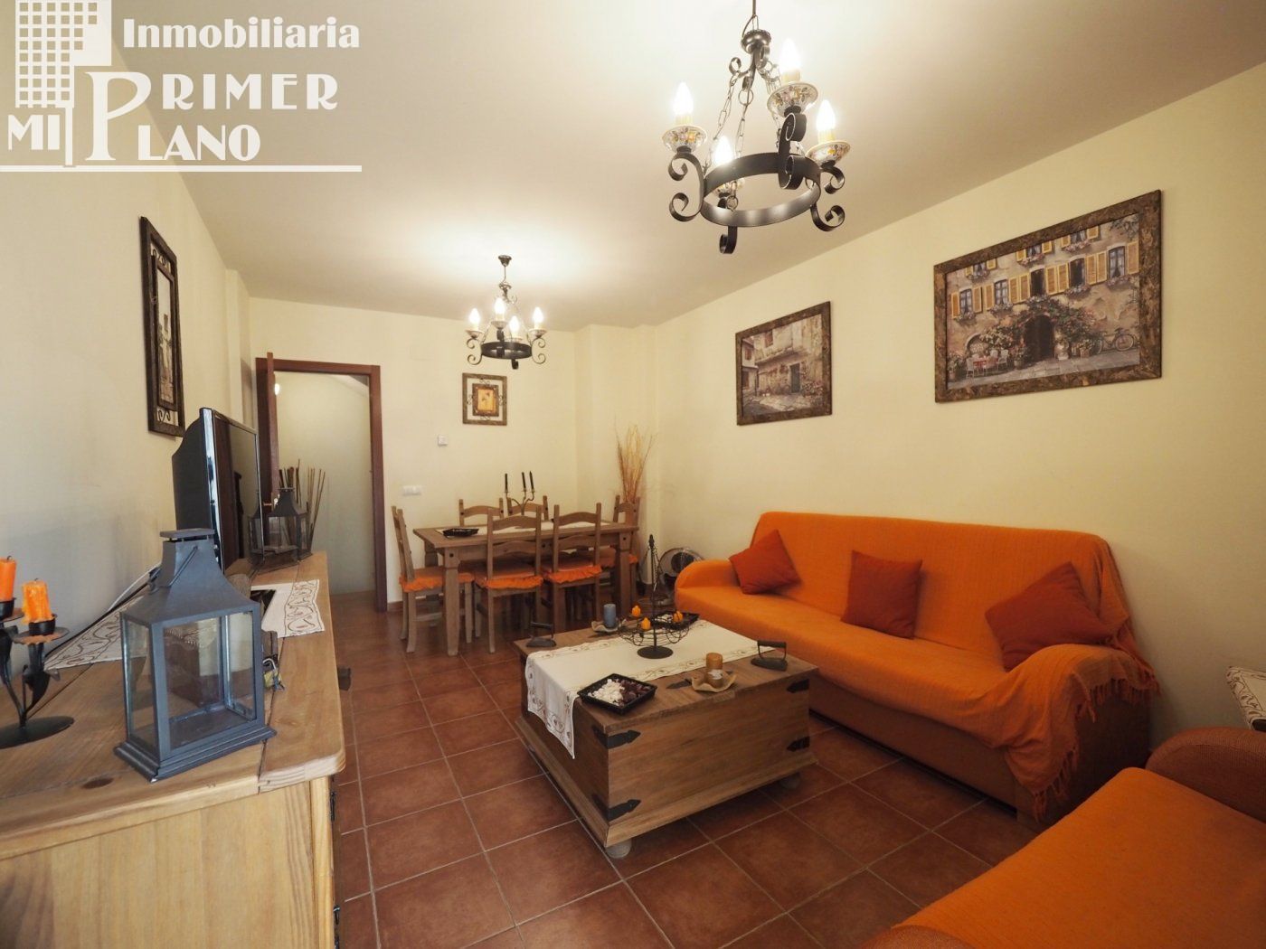 Wohnzimmer von Einfamilien-Reihenhaus zum Verkauf in Ruidera mit Heizung, Terrasse und Möbliert