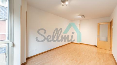 Foto 4 de Pis en venda a General Elorza, San Claudio - Trubia - Las Caldas, Asturias