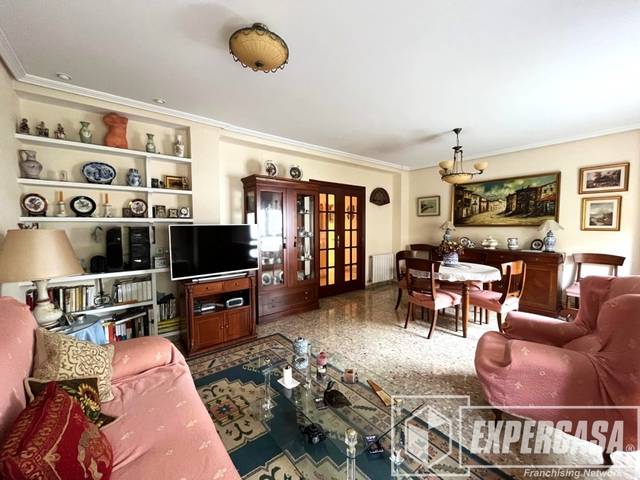 Piso en Venta en Calle ESCULTOR JOSE CAPUZ, 20 en Mont-Olivet