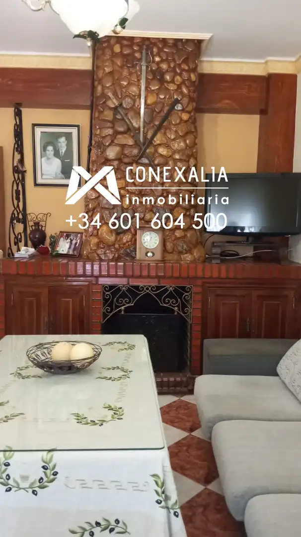 Casa en venda a Olvera, imagen 2