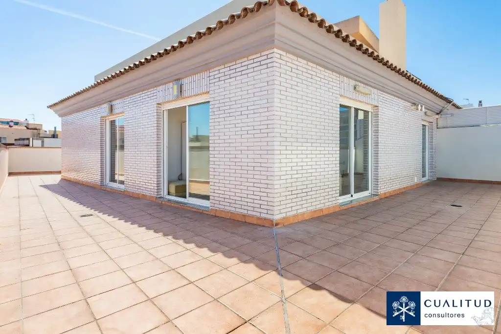 Terrace of Flat for rent in Castellón de la Plana / Castelló de la Plana  with Air Conditioner, Terrace and Oven