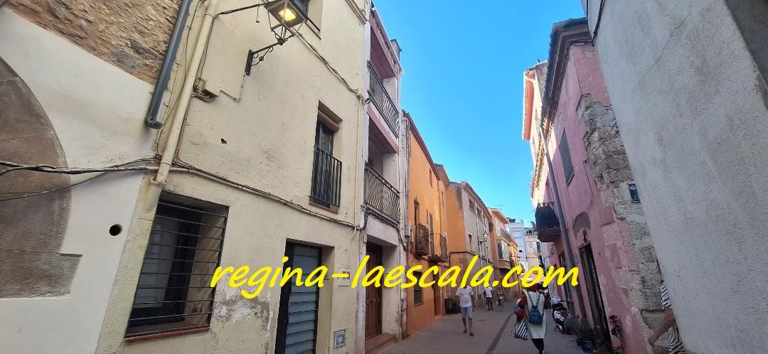 Single-family semi-detached for sale in Carrer Major, Sant Pere Pescador