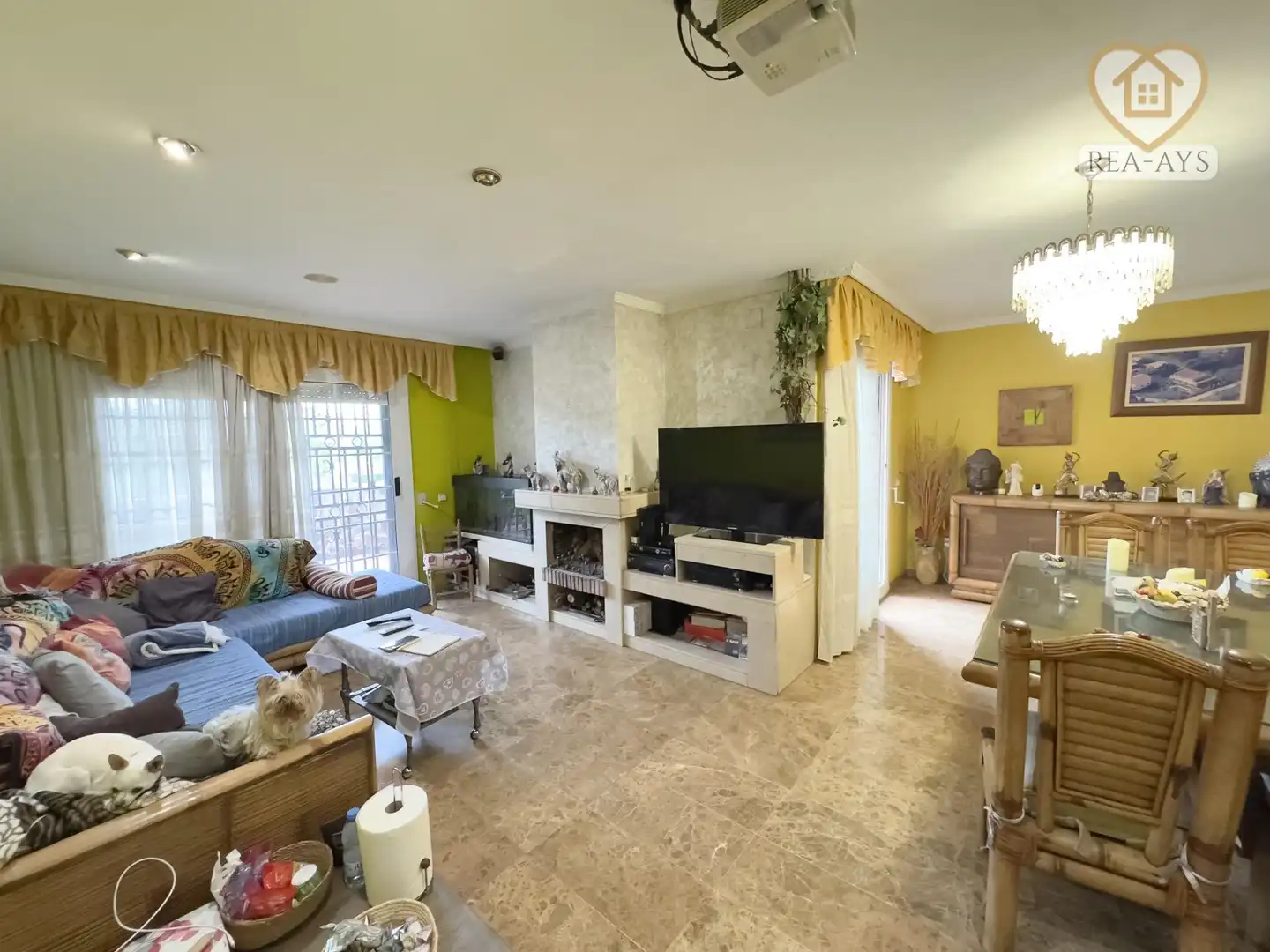 Living room of Houses for sale in Sant Vicenç Dels Horts  with Air Conditioner, Private garden and Terrace