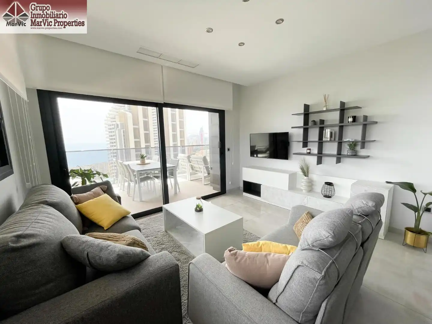 Wohnzimmer von Wohnung zum Verkauf in Benidorm mit Terrasse, Möbliert und Gemeinschaftspool
