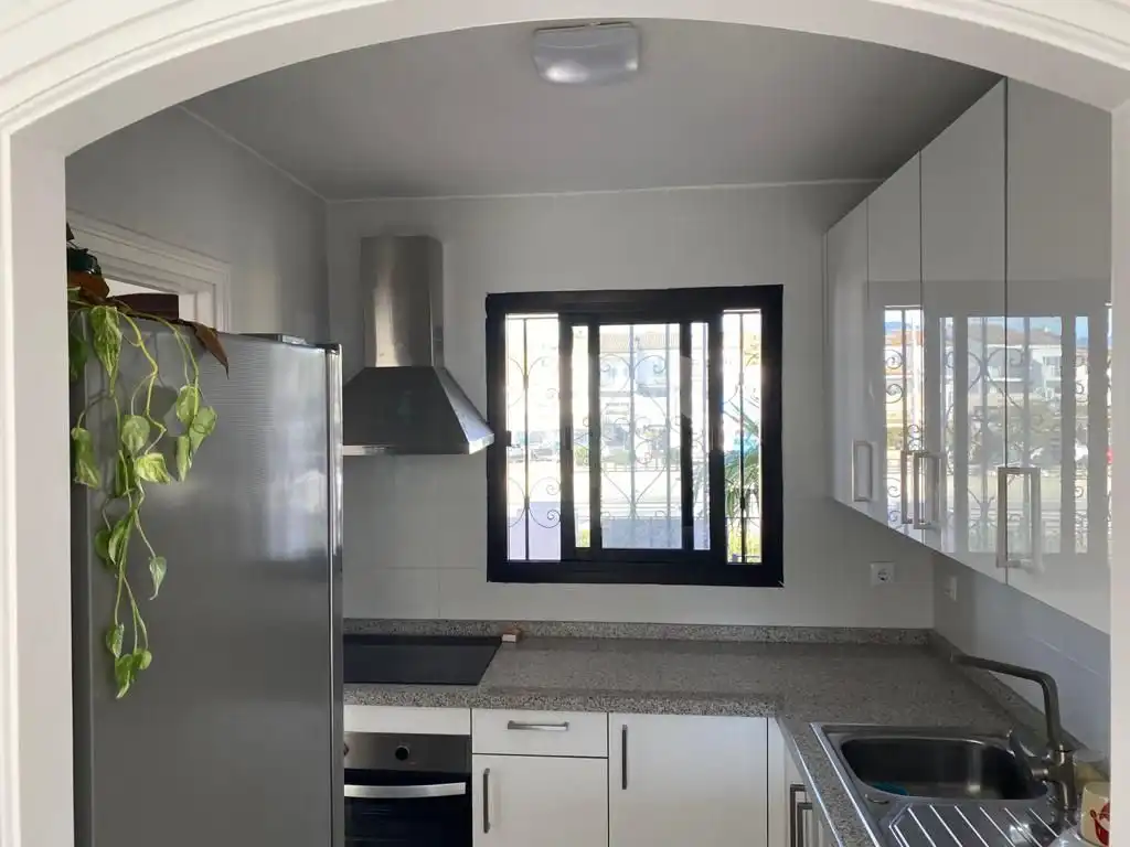Kitchen of Flat for rent to own in Estepona  with Air Conditioner, Heating and Furnished