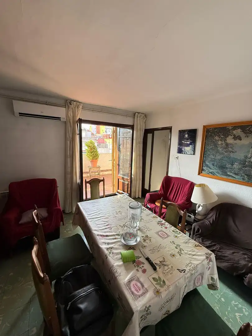 Comedor de Ático en venta en L'Hospitalet de Llobregat con Aire acondicionado, Calefacción y Terraza