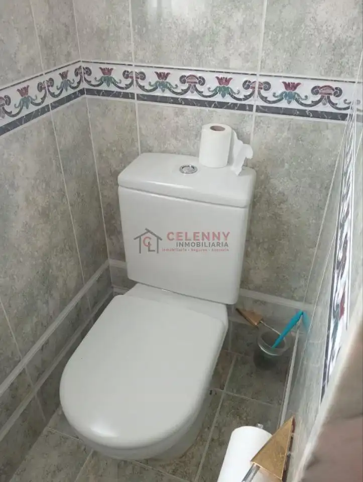 Bathroom of Houses for sale in Toén  with Heating, Private garden and Terrace