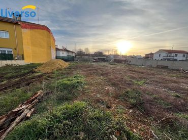Residential land for sale in Calle VIVAR