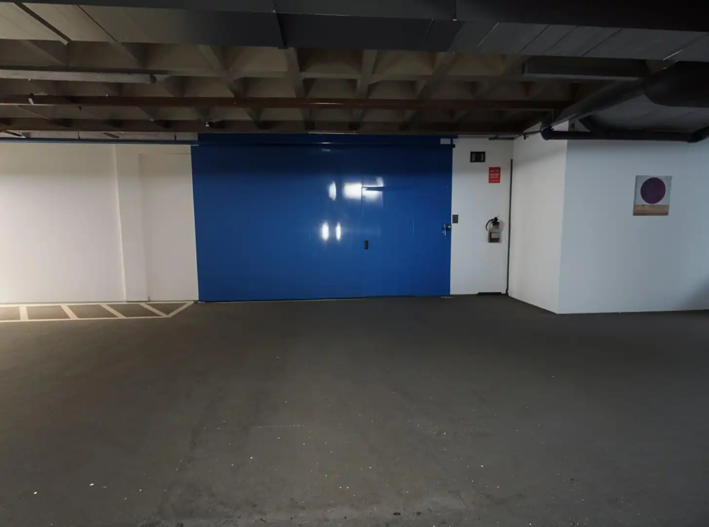 Parking de Nave industrial en venta en Madrid