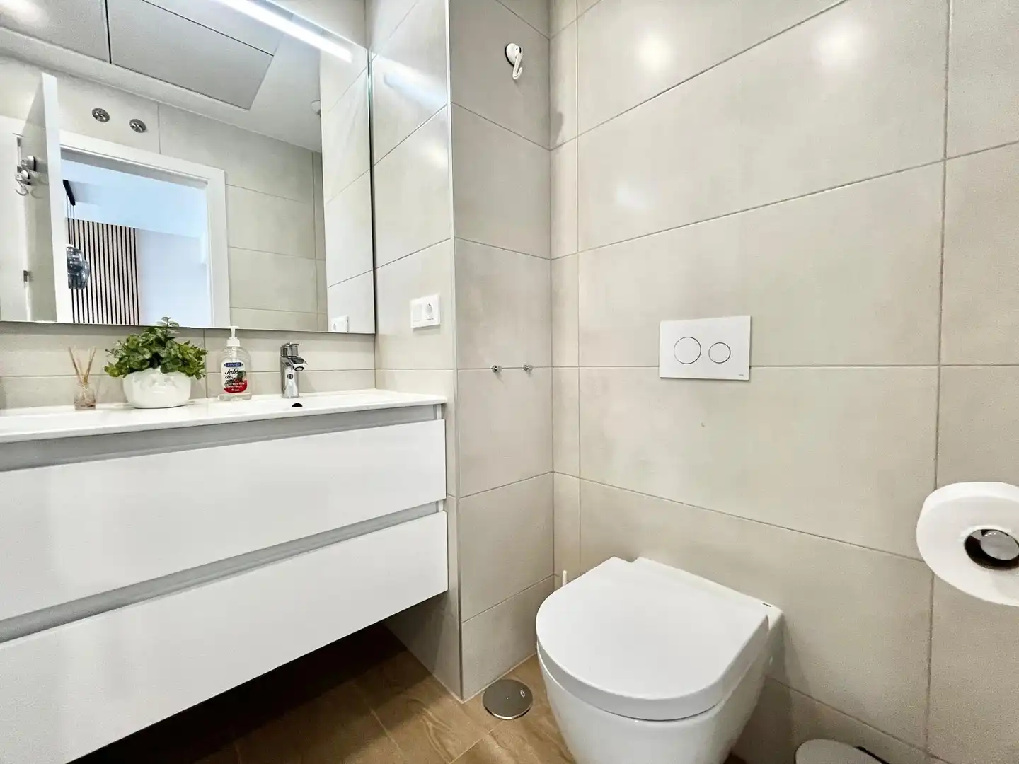 Apartamento con terraza en alquiler en Playa de Poniente, imagen 11