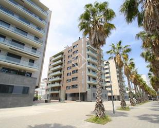 Exterior view of Flat for sale in  Barcelona Capital  with Air Conditioner, Heating and Terrace