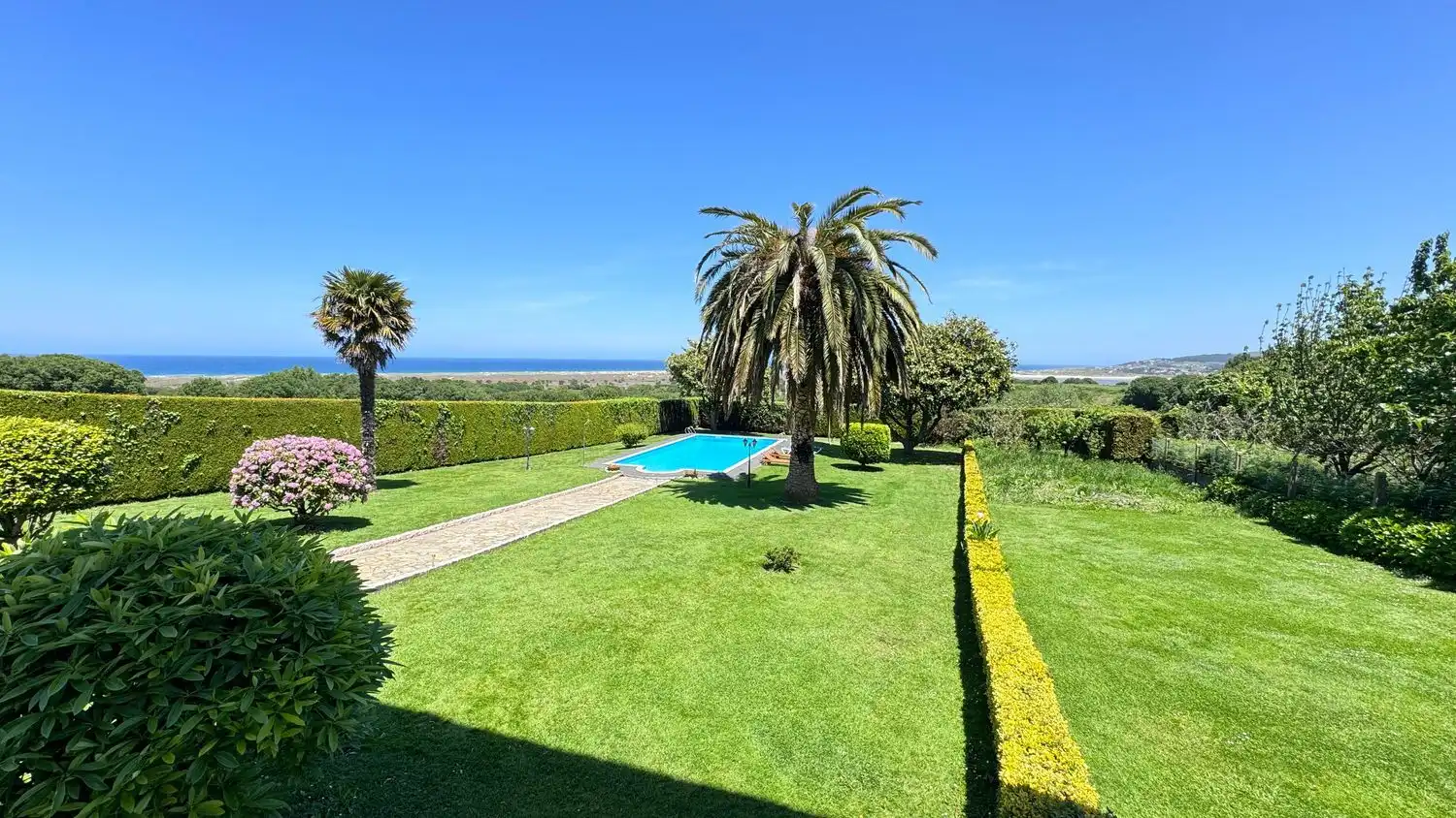 Garden of Houses for sale in Carballo  with Heating, Private garden and Swimming Pool