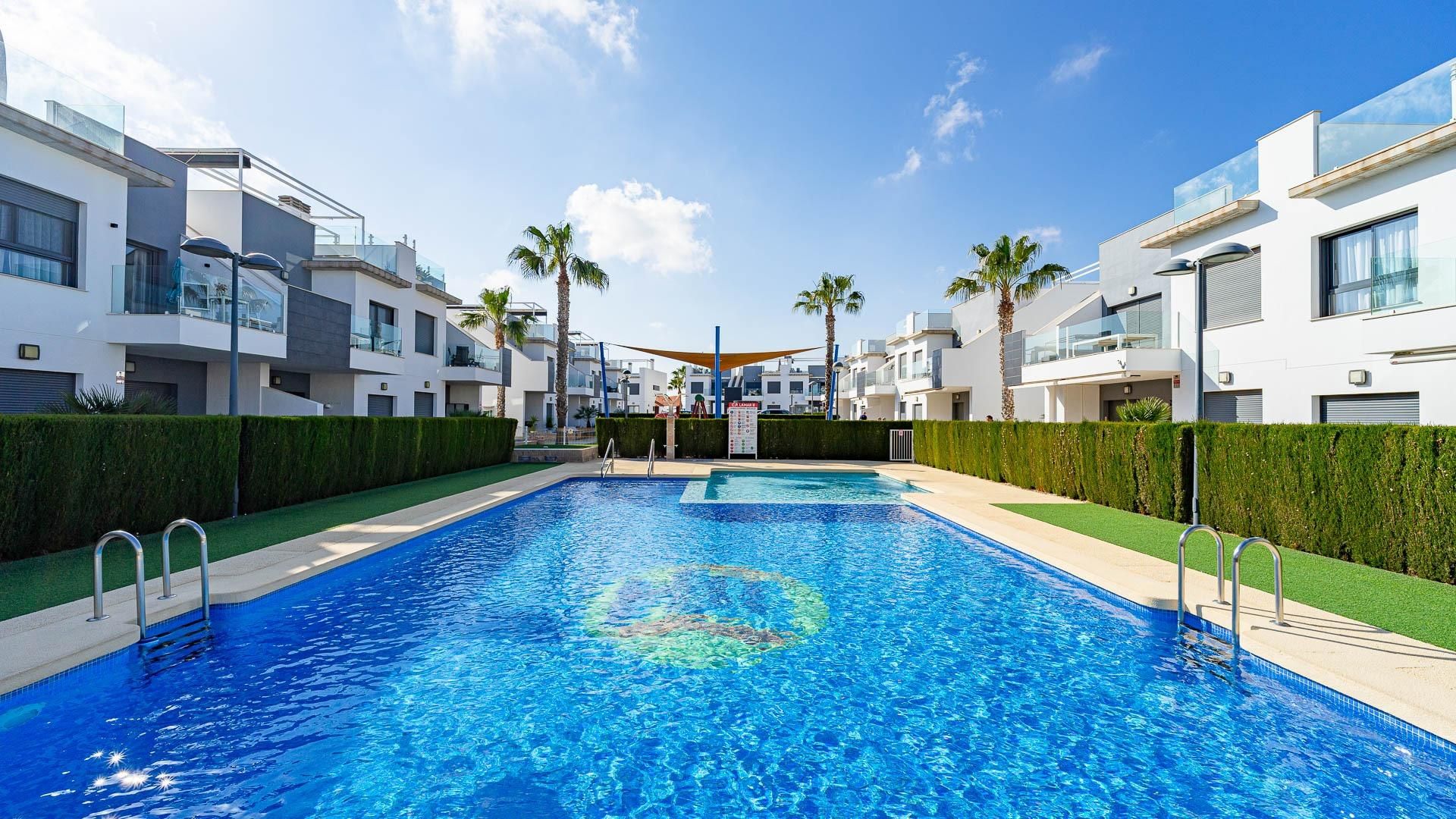 Piscina de Casa o chalet en venta en Pilar de la Horadada con Jardín privado y Piscina comunitaria