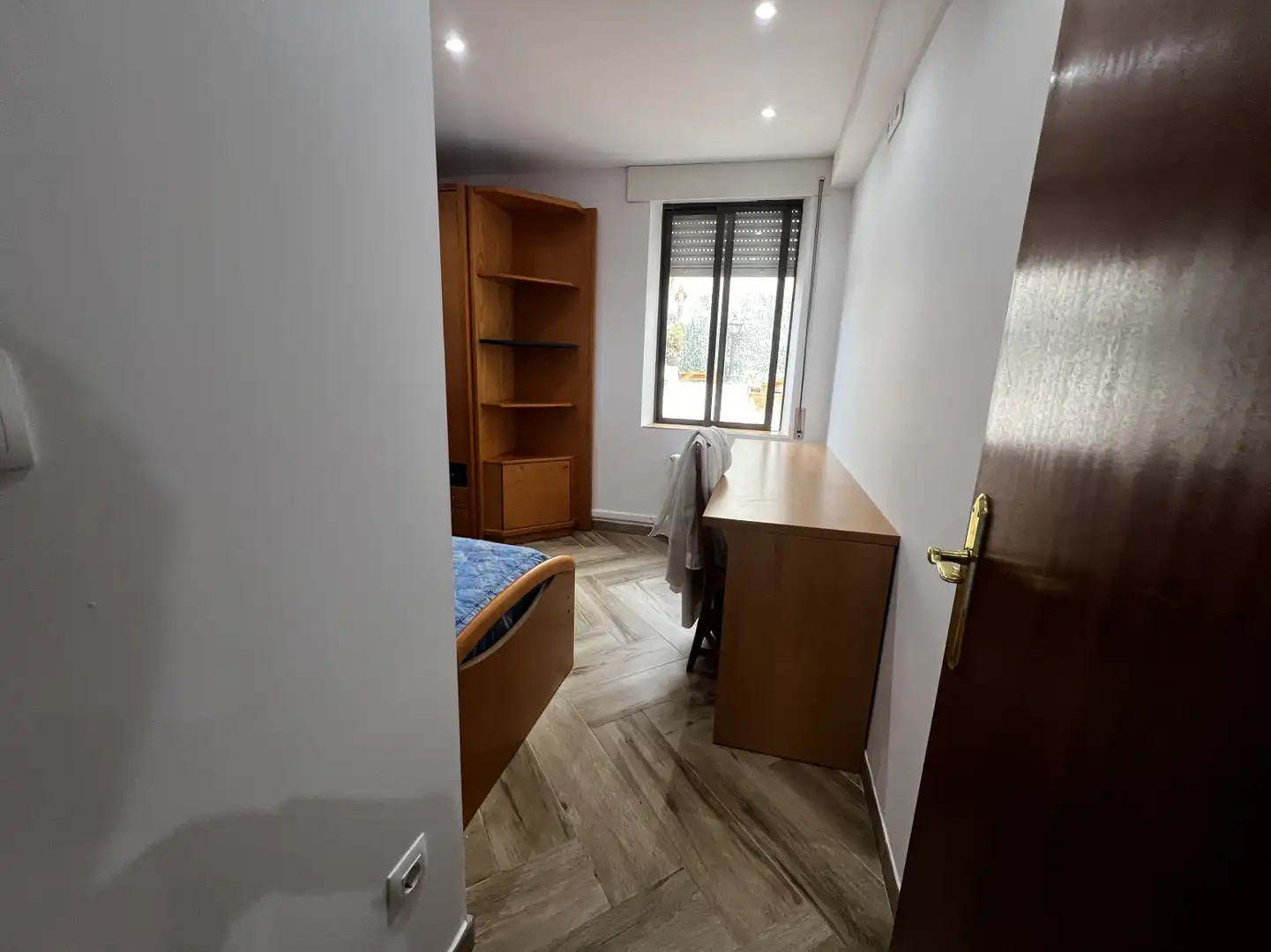 Bedroom of Detached homes for sale in Torrelavega   with Heating, Private garden and Parquet flooring