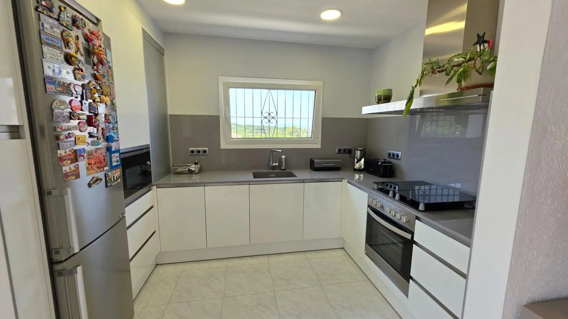 Casa con piscina en venta en Carrer Vall d'Aran, imagen 12