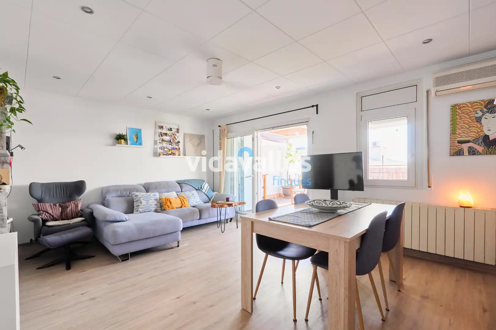 Exterior view of Attic for sale in Granollers  with Air Conditioner, Heating and Parquet flooring