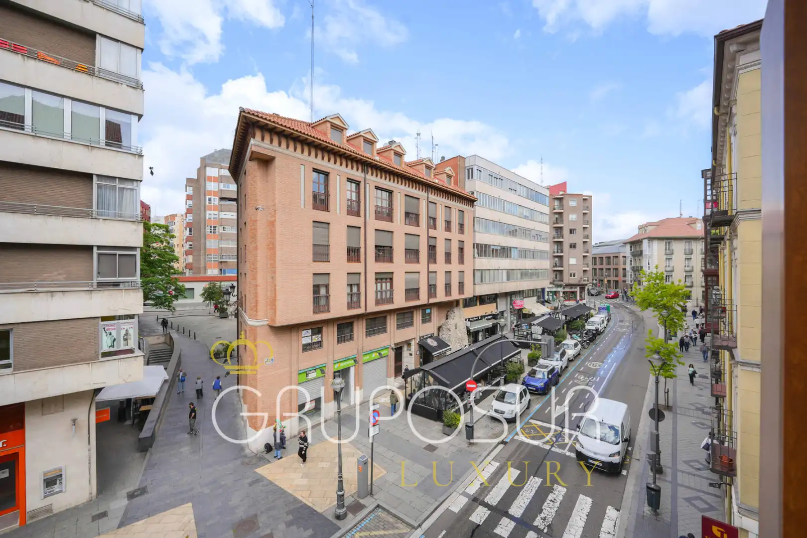 Vista exterior de Pis en venda en Valladolid amb Calefacció, Parquet i Forn