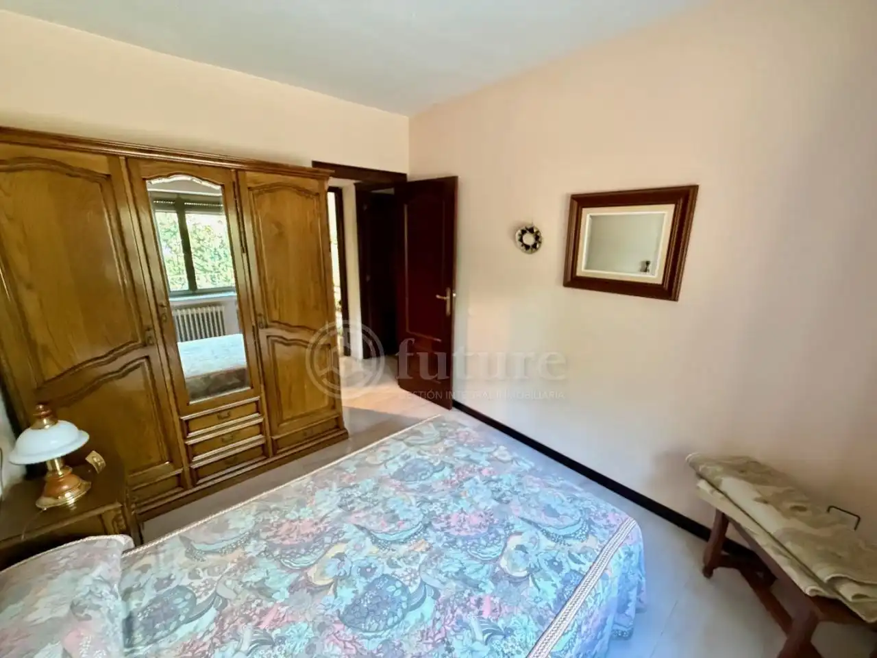 Dormitori de Casa o xalet en venda en Galindo y Perahuy amb Calefacció, Jardí privat i Piscina