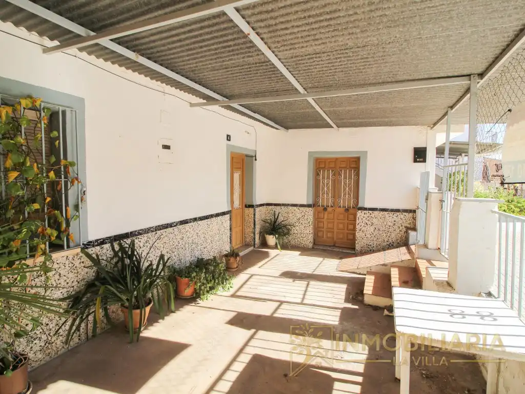 Casa o xalet en venda en Alhaurín de la Torre amb Jardí privat, Terrassa i Moblat