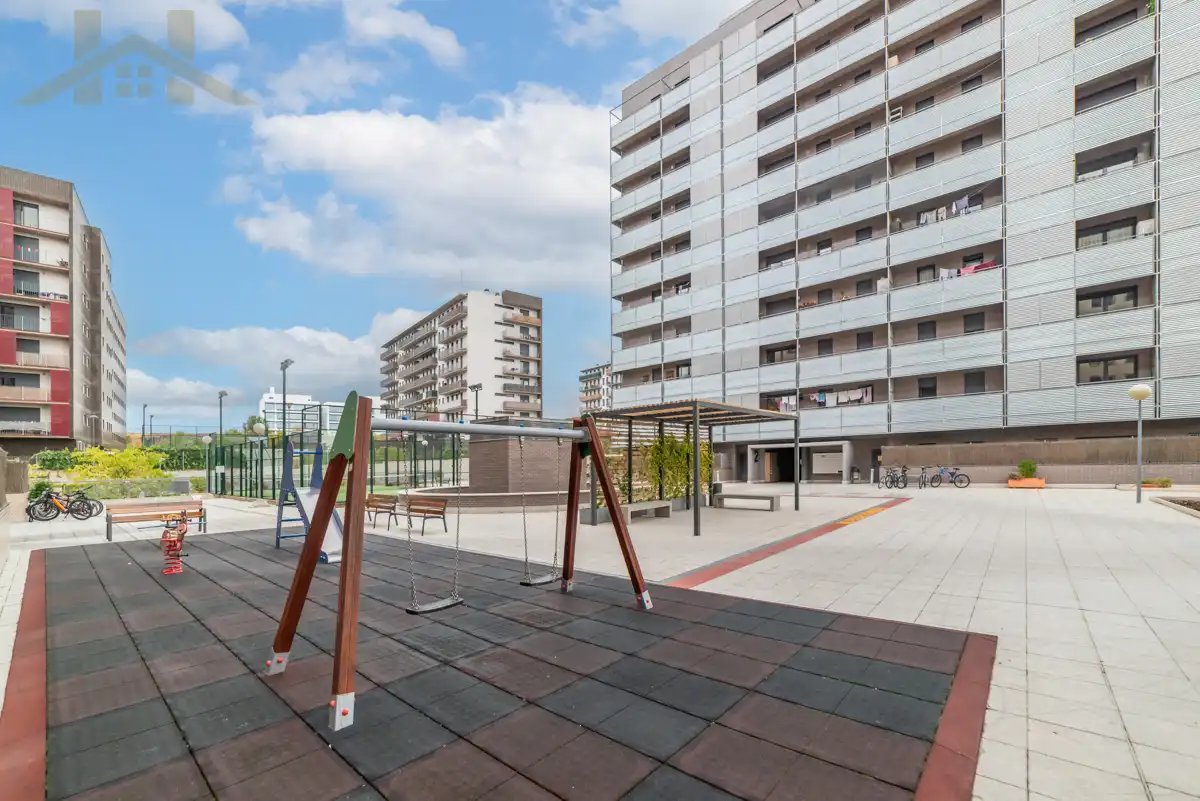 Terraza de Piso en venta en Tres Cantos con Aire acondicionado, Calefacción y Trastero