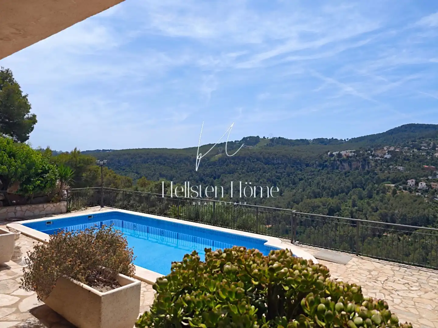 Xalet amb piscina en venda a Corbera de Llobregat, imagen 2