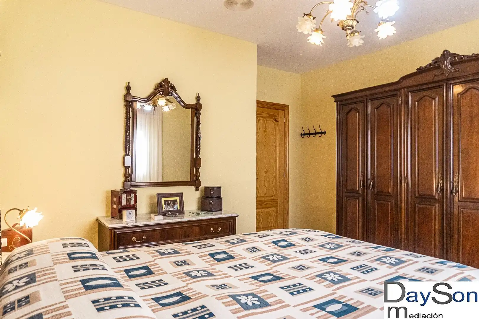 Habitación de Piso en venta en Alcalá la Real con Calefacción, Horno y Microondas
