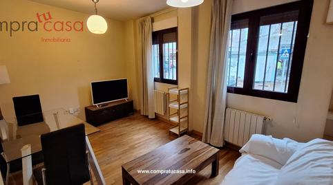 Foto 2 de Apartament de lloguer a Calle del Teniente Ochoa, Centro, Segovia