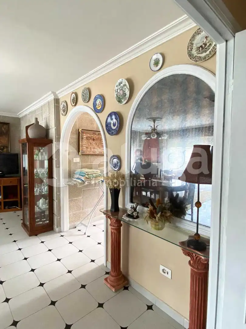 Casa o xalet en venda en Cangas  amb Calefacció, Jardí privat i Terrassa