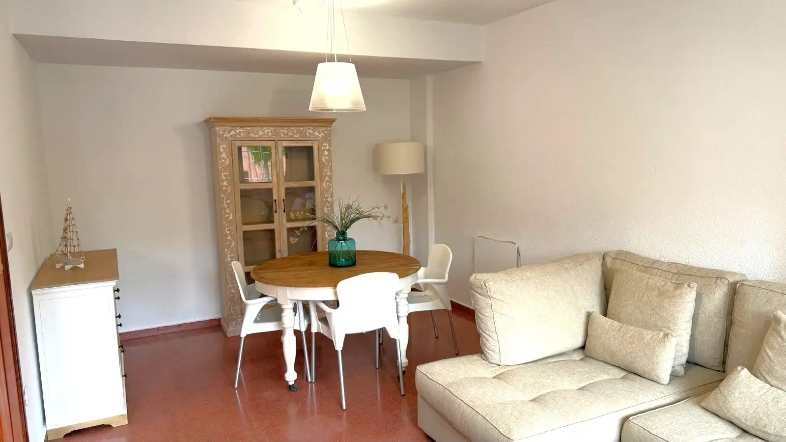 Terraced house with terrace to rent in Calle Pintor Saura Pacheco, imagen 3