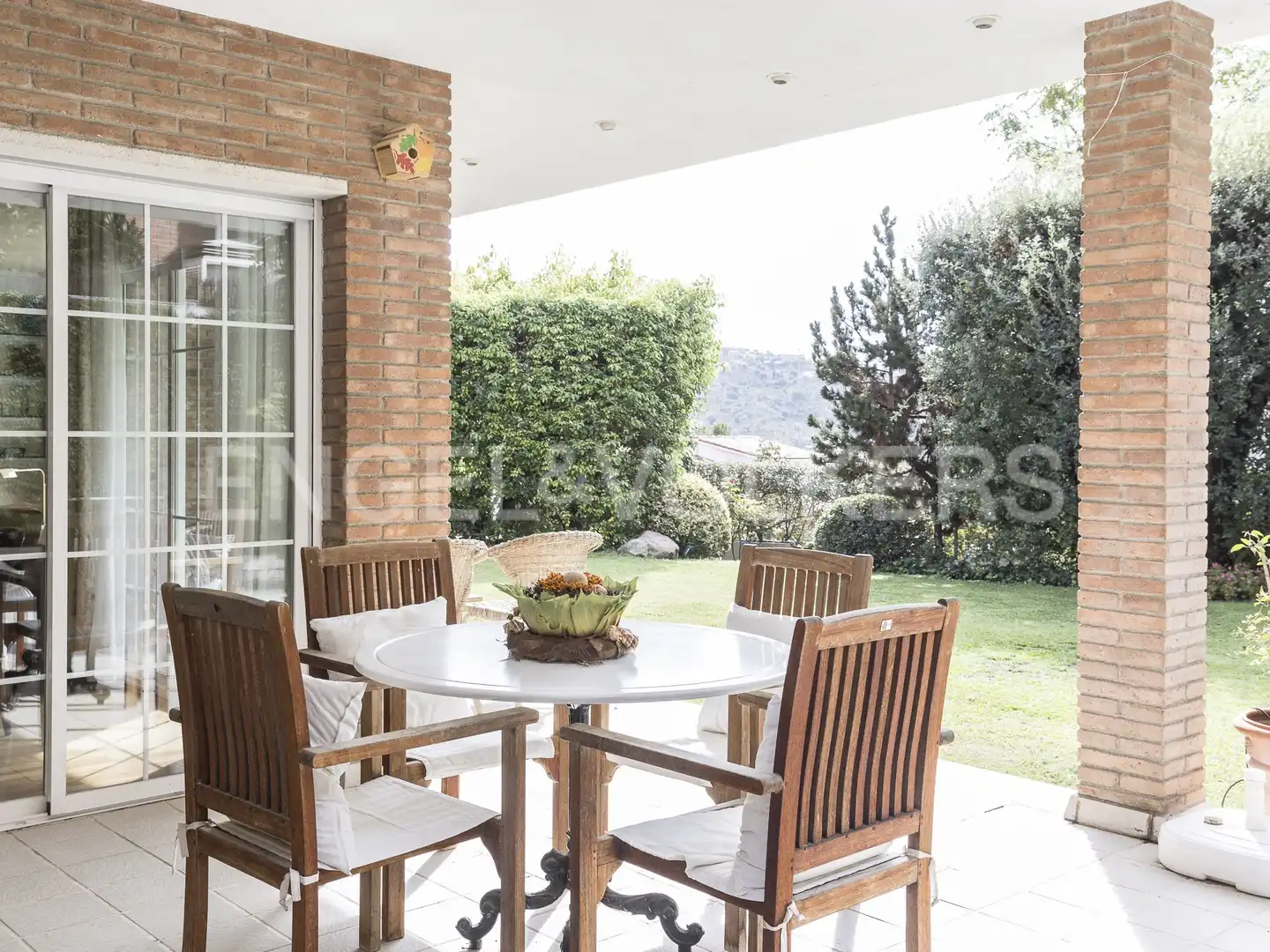 Terrassa de Casa o xalet en venda en Sant Just Desvern amb Aire condicionat, Calefacció i Jardí privat