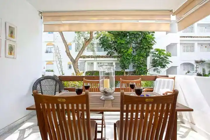 Apartament de lloguer a Calle 3, Guadalmina Alta