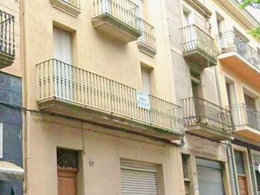 Casa a schiera con balcone in vendita a Tàrrega