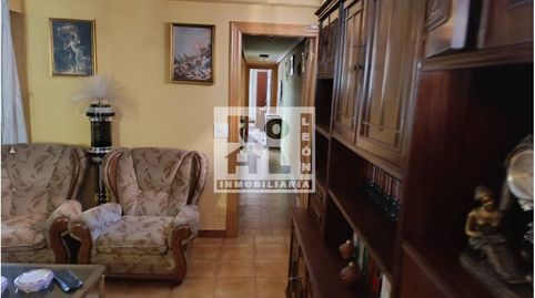 Foto 2 de Piso en venta en Calle Maestro Nicolás, San Claudio - La Chantría, León Capital