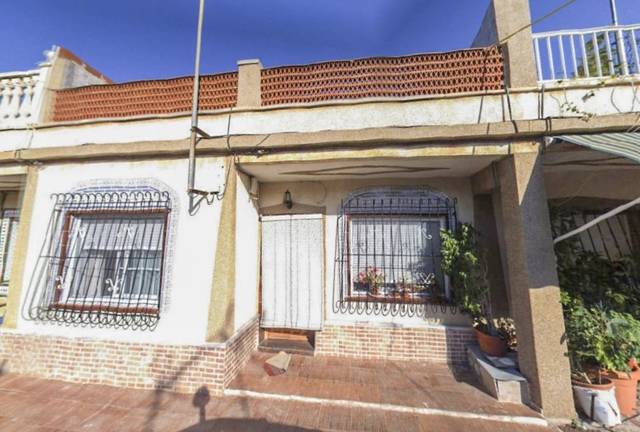 Casa-chalet en Venta en Calle San Basilio en Santa Lucía