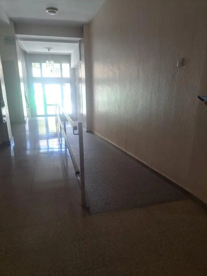 Flat with lift for sale in Calle Emilio Jimeno, imagen 2
