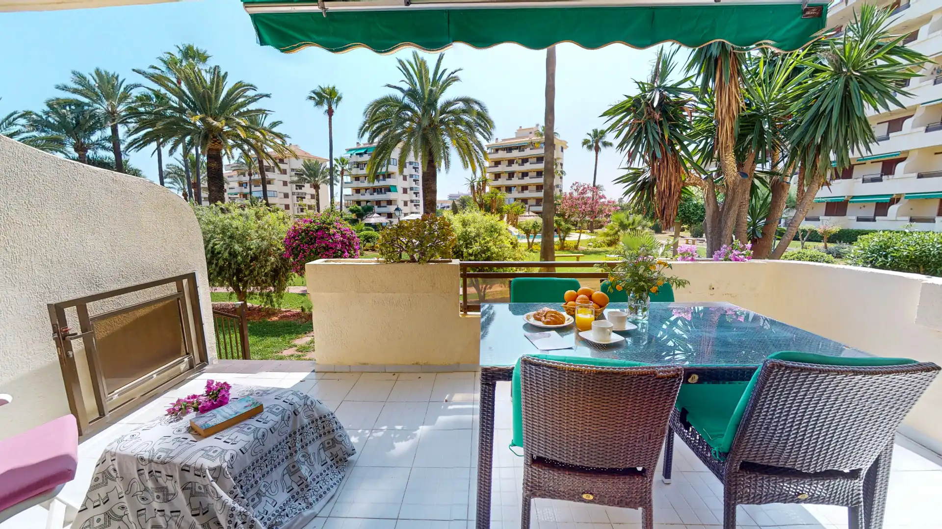 Garden of Flat for rent in Dénia  with Air Conditioner, Heating and Terrace