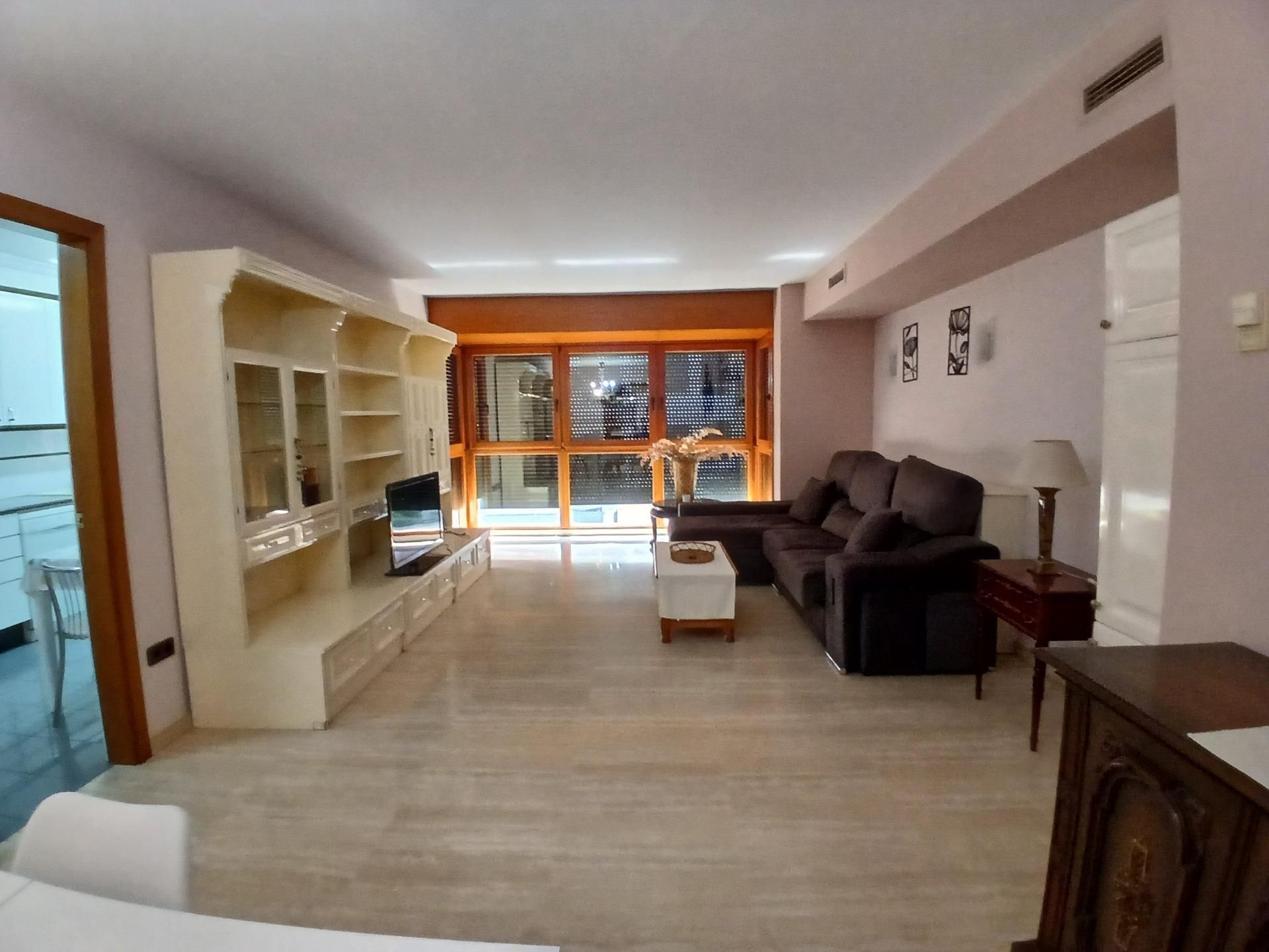 Living room of Flat to rent in Manresa  with Air Conditioner, Heating and Terrace