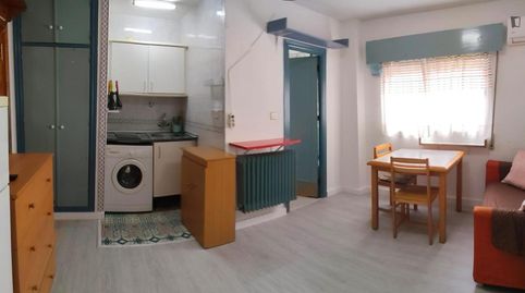 Foto 2 de Estudio de alquiler en Centro - Sagrario, Granada Capital