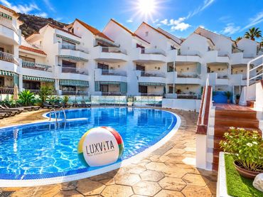 Apartament amb piscina en venda a LOS ANGELES